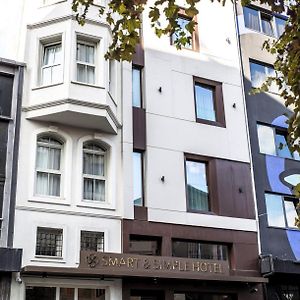 Smart And Simple Hotel Karakoy